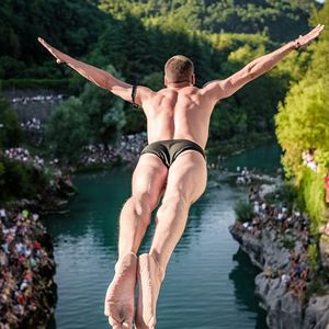 Skoki_z_mosta_-_Kanal_2016__174_of_251_.jpg